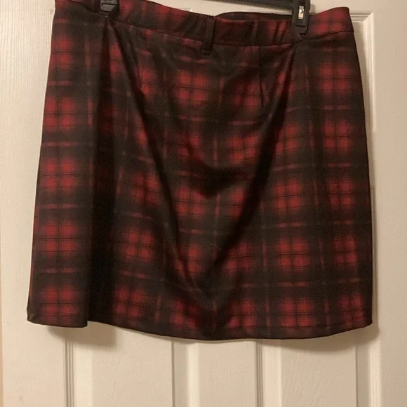 Women’s Plus Size Mini Skirt Size 2X - Picture 5 of 6